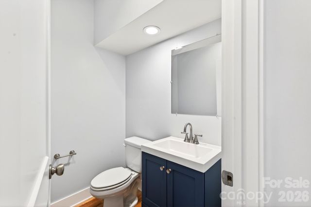 163 Sand Hill Road, Asheville, NC 28806