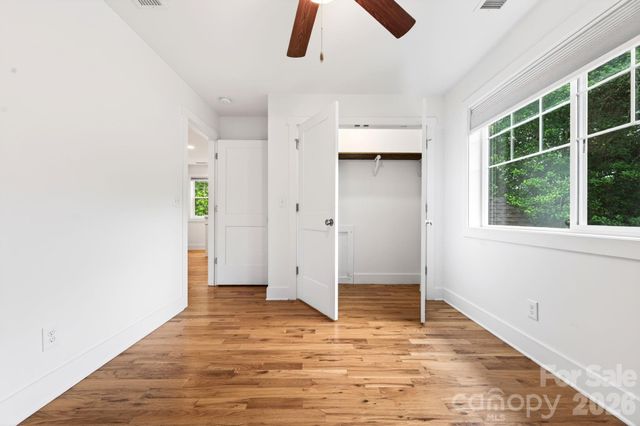 163 Sand Hill Road, Asheville, NC 28806