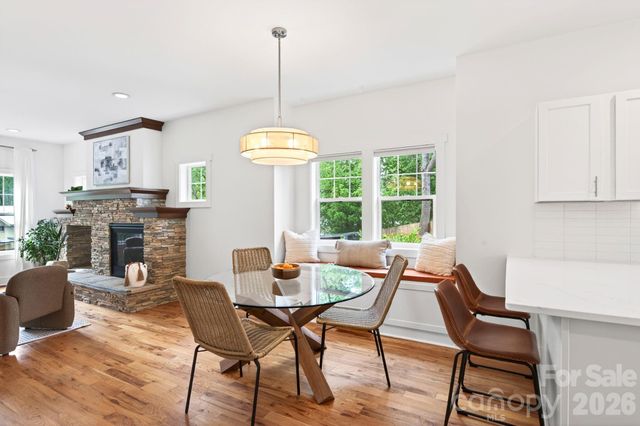 163 Sand Hill Road, Asheville, NC 28806