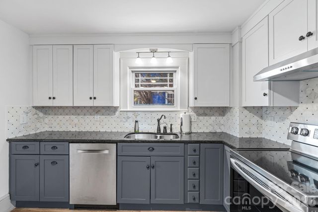 121 Westwood Road, Asheville, NC 28804