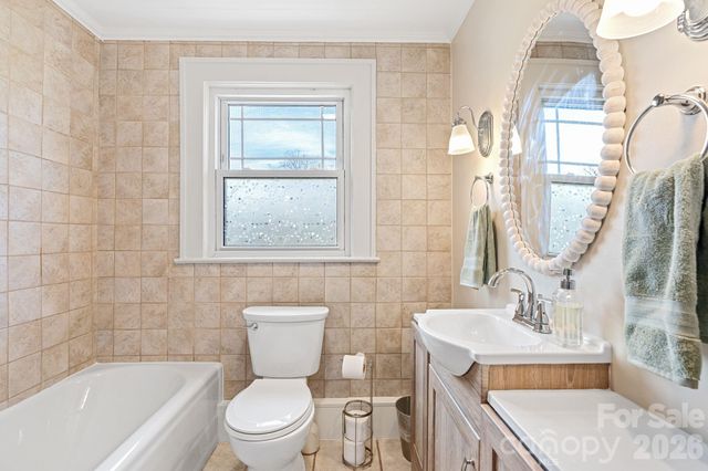 121 Westwood Road, Asheville, NC 28804