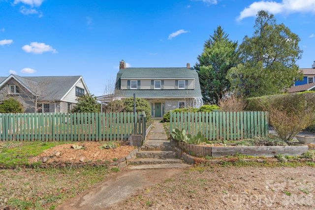 121 Westwood Road, Asheville, NC 28804
