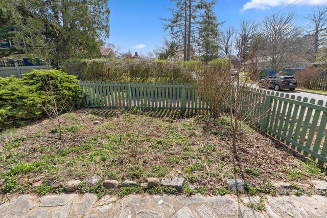 121 Westwood Road, Asheville, NC 28804