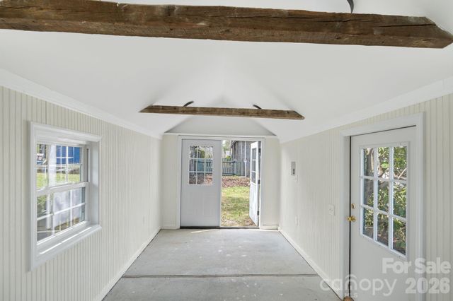 121 Westwood Road, Asheville, NC 28804