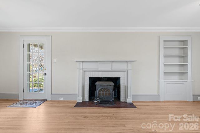 121 Westwood Road, Asheville, NC 28804