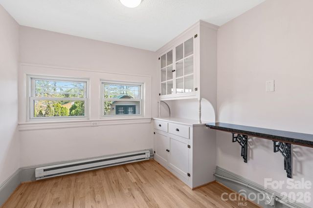 121 Westwood Road, Asheville, NC 28804