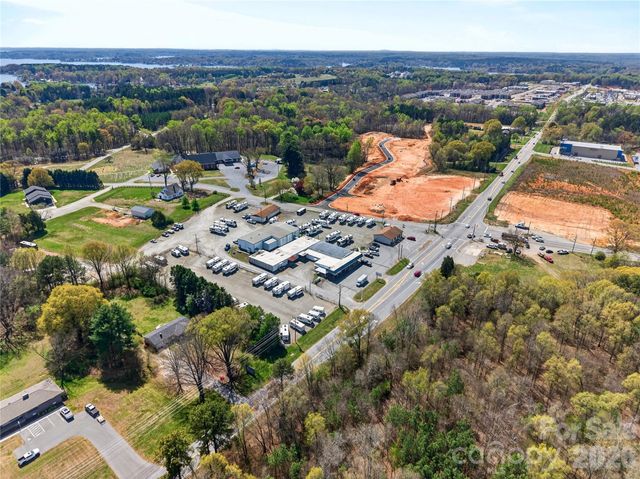 8021 Nc 150 Highway E, Terrell, NC 28682