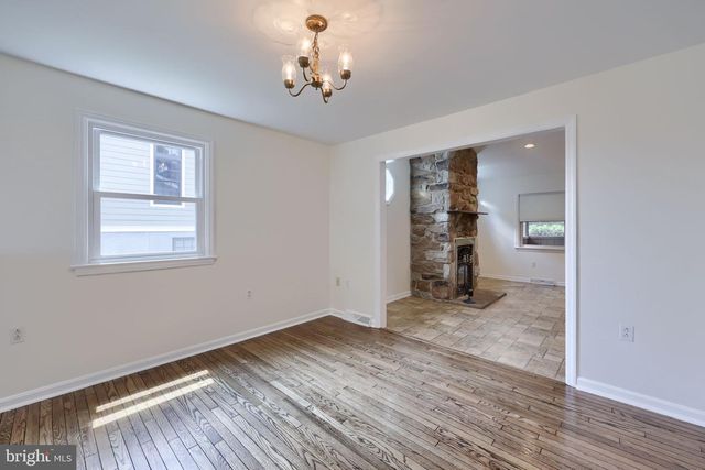 2810 HARRISBURG PIKE, Lancaster, PA 17601