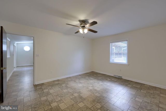 2810 HARRISBURG PIKE, Lancaster, PA 17601