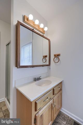 2810 HARRISBURG PIKE, Lancaster, PA 17601