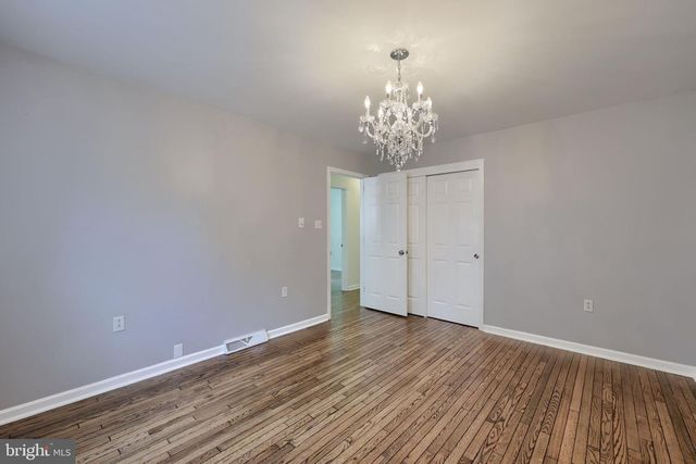 2810 HARRISBURG PIKE, Lancaster, PA 17601