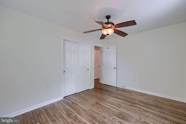 2810 HARRISBURG PIKE, Lancaster, PA 17601