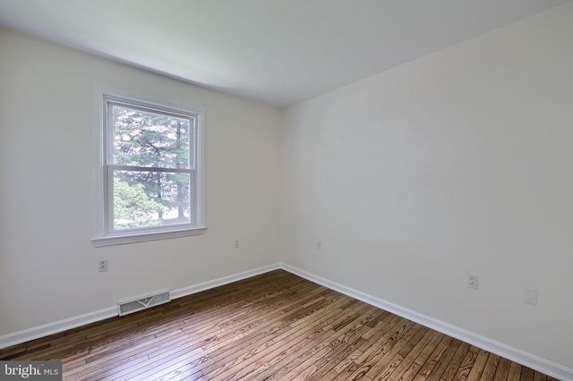 2810 HARRISBURG PIKE, Lancaster, PA 17601