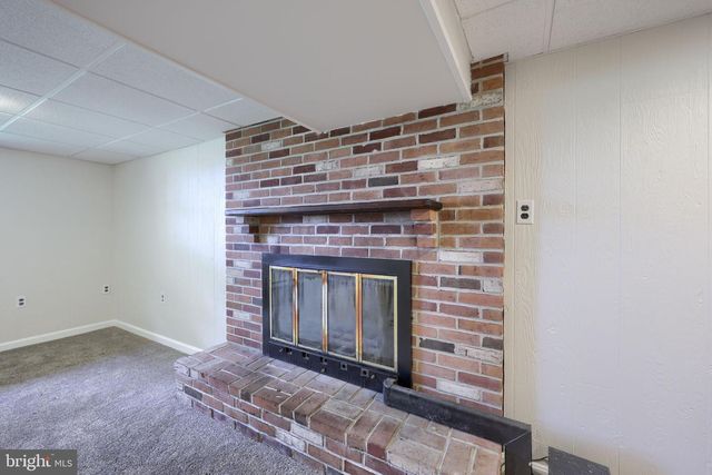 2810 HARRISBURG PIKE, Lancaster, PA 17601