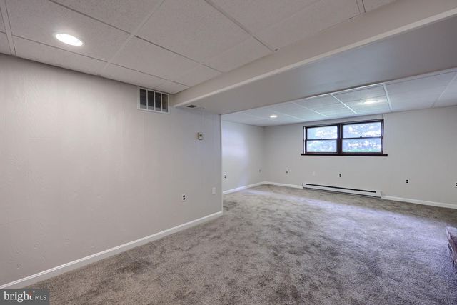 2810 HARRISBURG PIKE, Lancaster, PA 17601