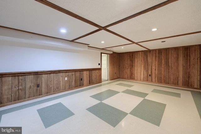 2810 HARRISBURG PIKE, Lancaster, PA 17601