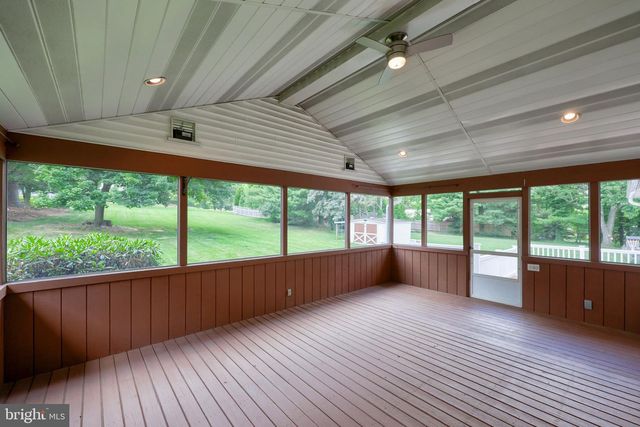 2810 HARRISBURG PIKE, Lancaster, PA 17601