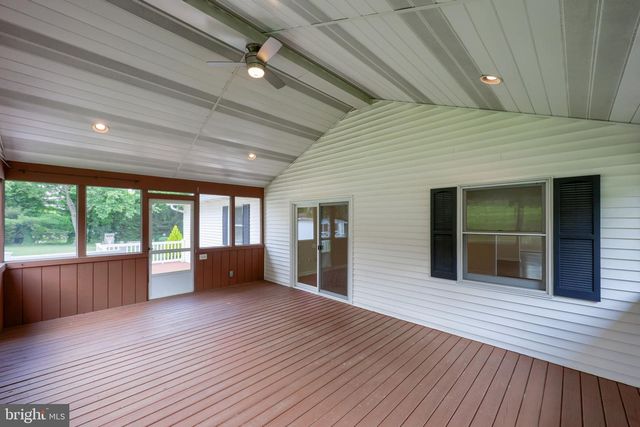 2810 HARRISBURG PIKE, Lancaster, PA 17601