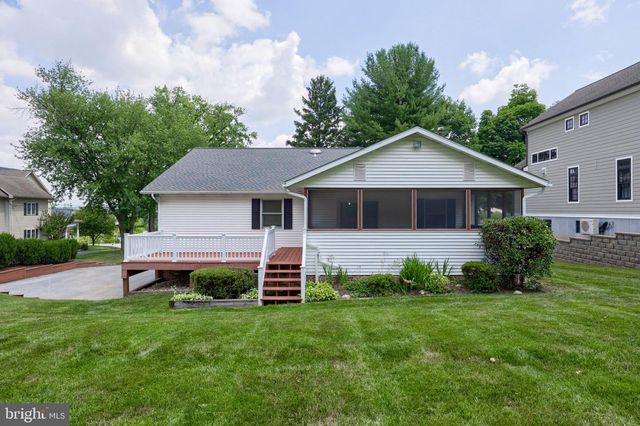 2810 HARRISBURG PIKE, Lancaster, PA 17601