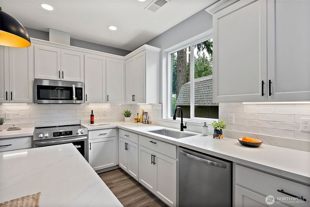 18232 Rockwood Court SE, Yelm, WA 98597