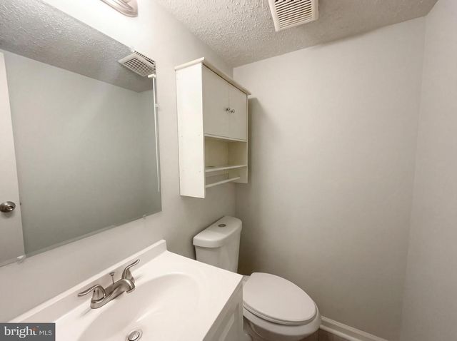 13524 BENTLEY CIR, Woodbridge, VA 22192