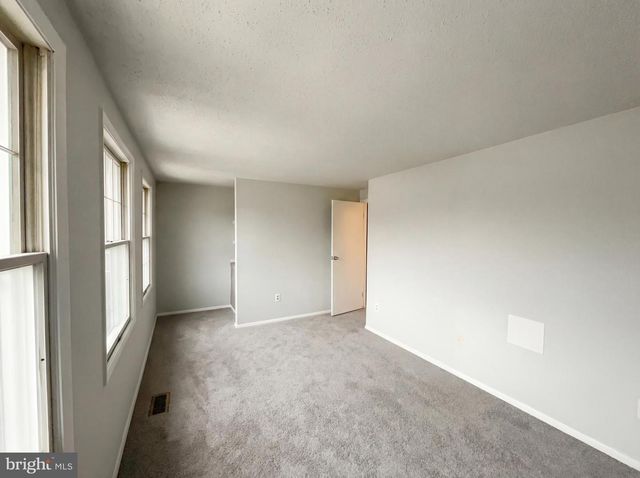 13524 BENTLEY CIR, Woodbridge, VA 22192