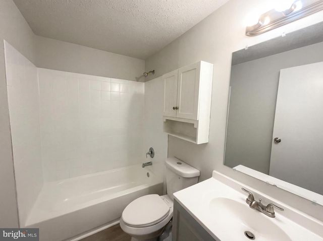 13524 BENTLEY CIR, Woodbridge, VA 22192