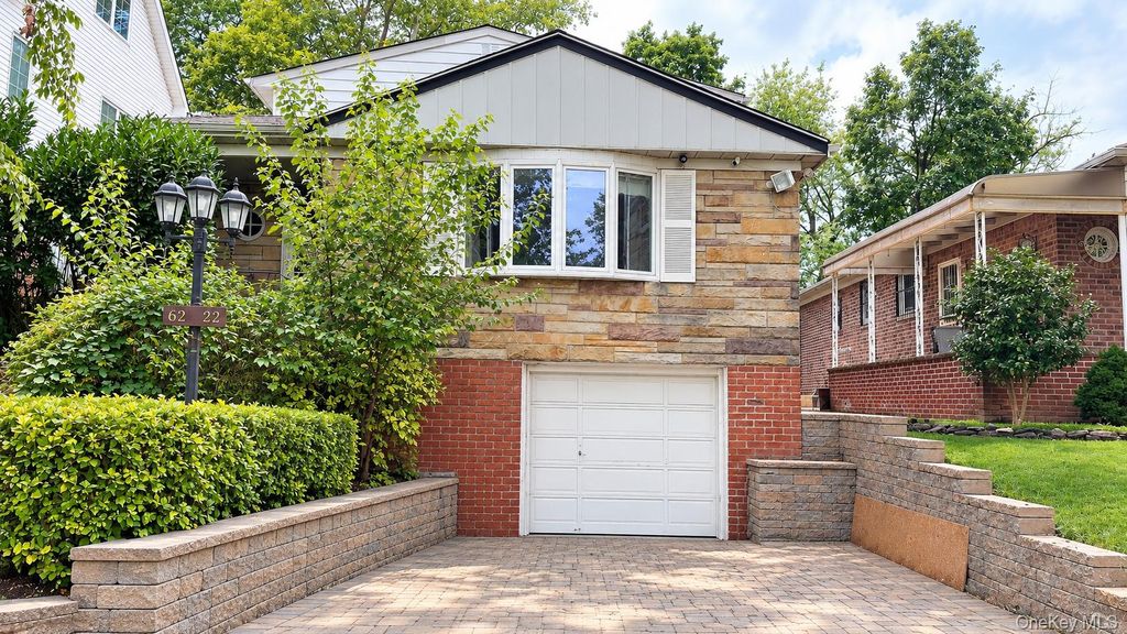 6722 170th Street, Fresh Meadows, NY 11365