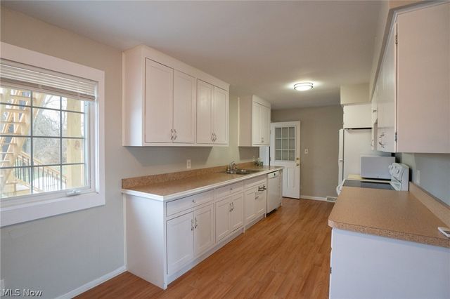 970 S Chillicothe Road, Aurora, OH 44202