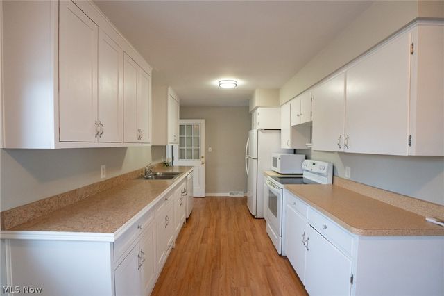 970 S Chillicothe Road, Aurora, OH 44202