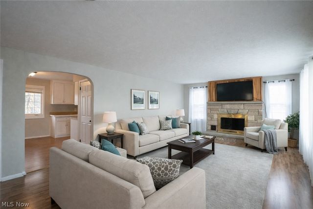 970 S Chillicothe Road, Aurora, OH 44202