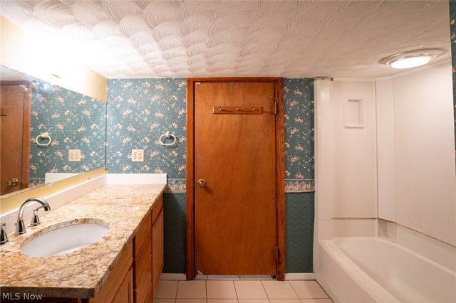 970 S Chillicothe Road, Aurora, OH 44202