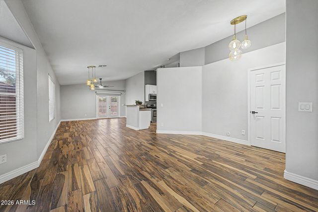 16036 N 11TH Avenue 1058, Phoenix, AZ 85023