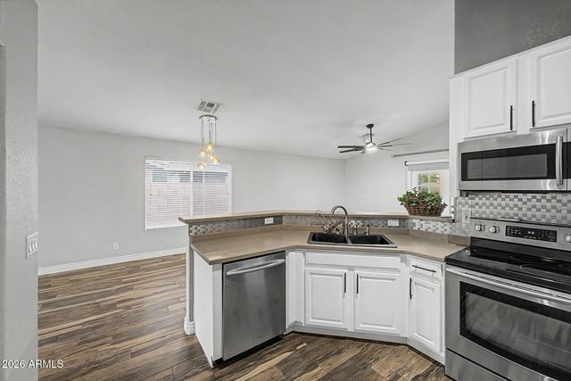 16036 N 11TH Avenue 1058, Phoenix, AZ 85023