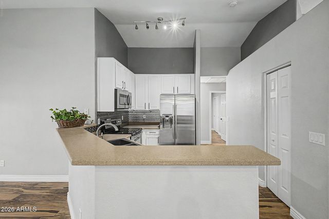 16036 N 11TH Avenue 1058, Phoenix, AZ 85023