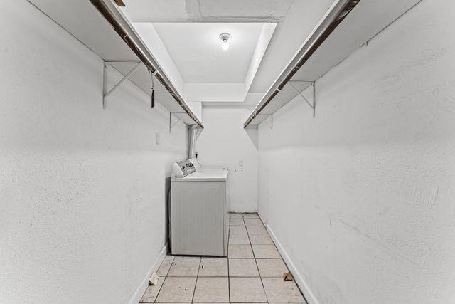 4627 Wild Indigo Street 591, Houston, TX 77027