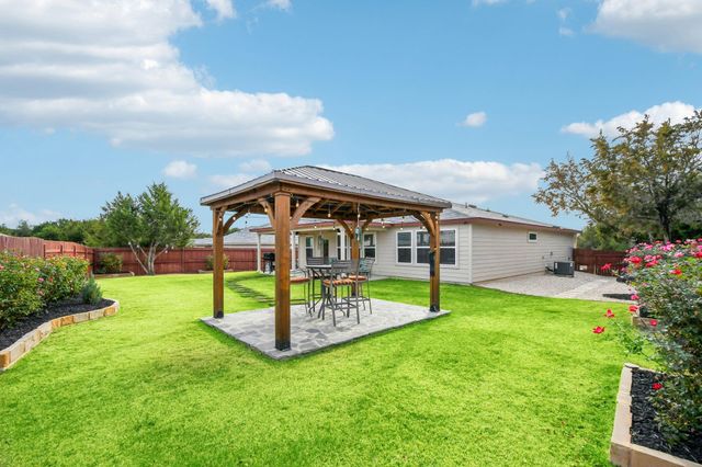 1909 Omaha DR, Lago Vista, TX 78645