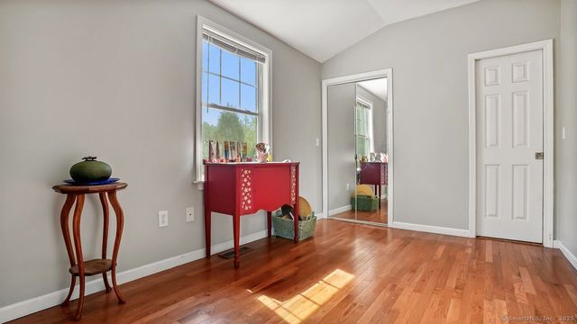 1371 Old North Colony Road, Meriden, CT 06450