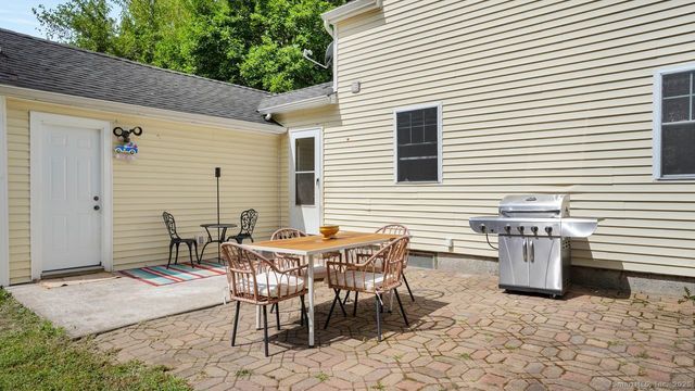 1371 Old North Colony Road, Meriden, CT 06450