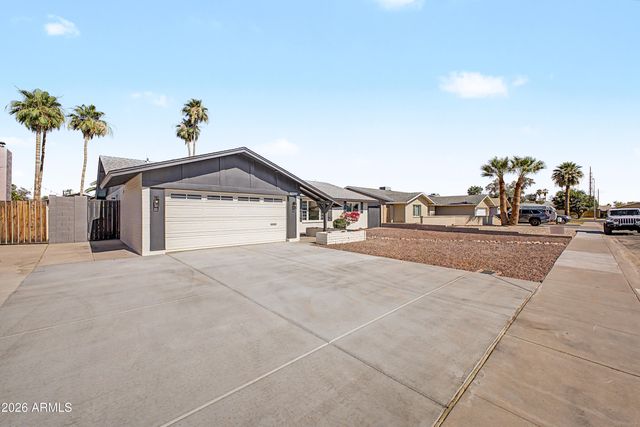 6743 S NEWBERRY Road, Tempe, AZ 85283