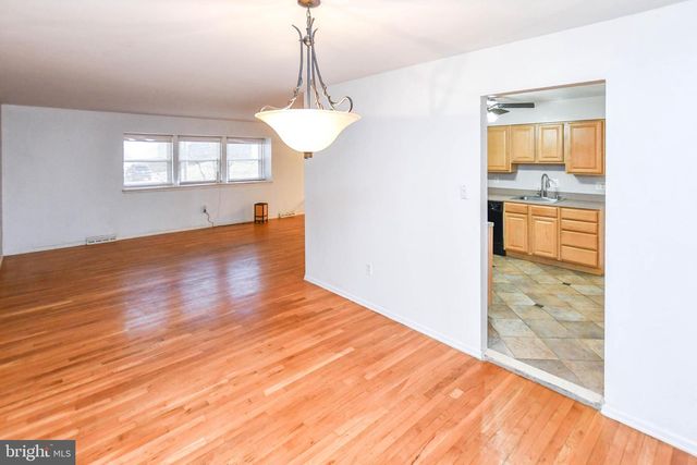 13323 WARBURTON DR, Fort Washington, MD 20744