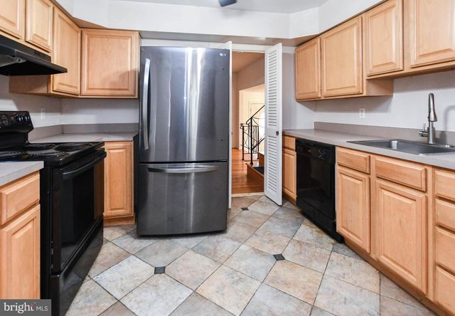 13323 WARBURTON DR, Fort Washington, MD 20744