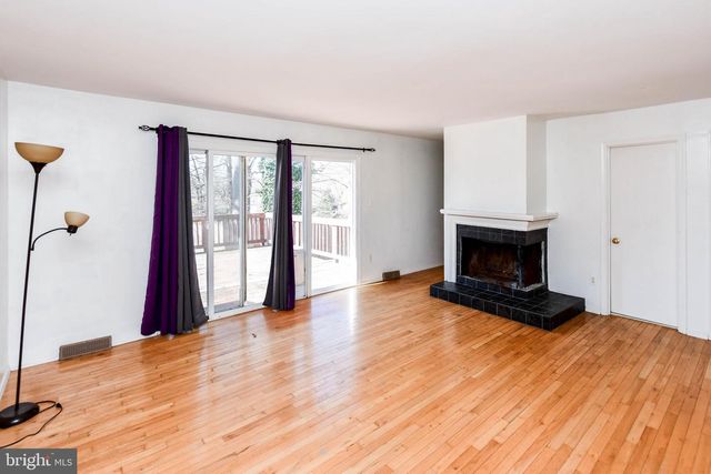 13323 WARBURTON DR, Fort Washington, MD 20744