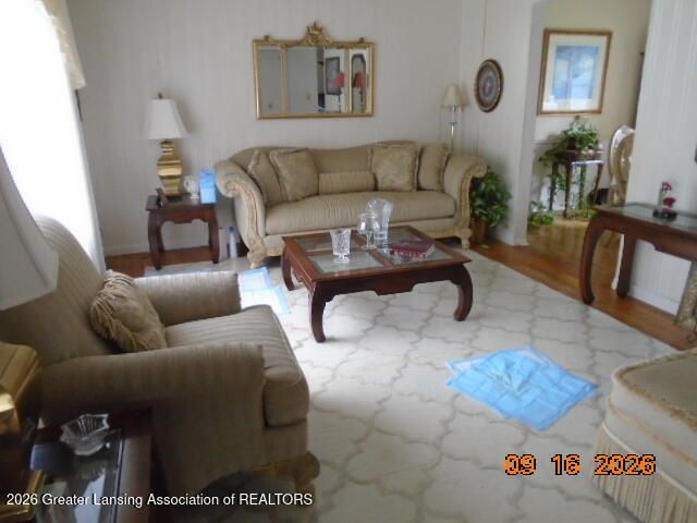 2816 Greenbriar Avenue, Lansing, MI 48912