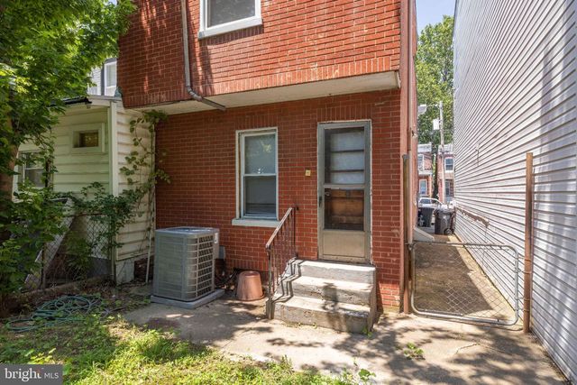 806 BROWN ST, Wilmington, DE 19805