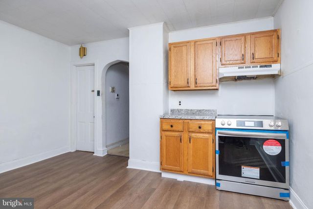 806 BROWN ST, Wilmington, DE 19805