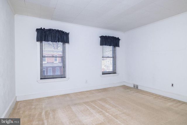 806 BROWN ST, Wilmington, DE 19805