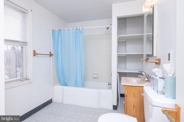 806 BROWN ST, Wilmington, DE 19805