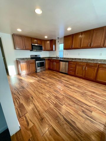 1283 Rice Street, Saint Paul, MN 55117