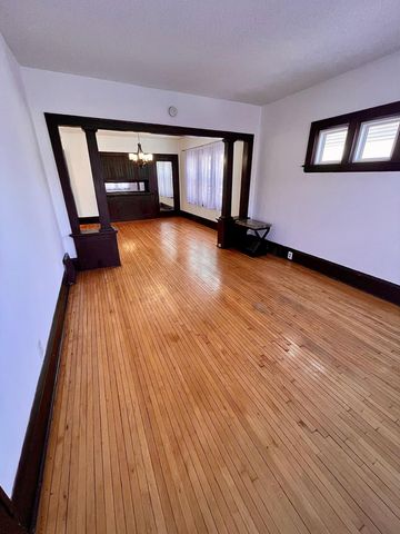 1283 Rice Street, Saint Paul, MN 55117